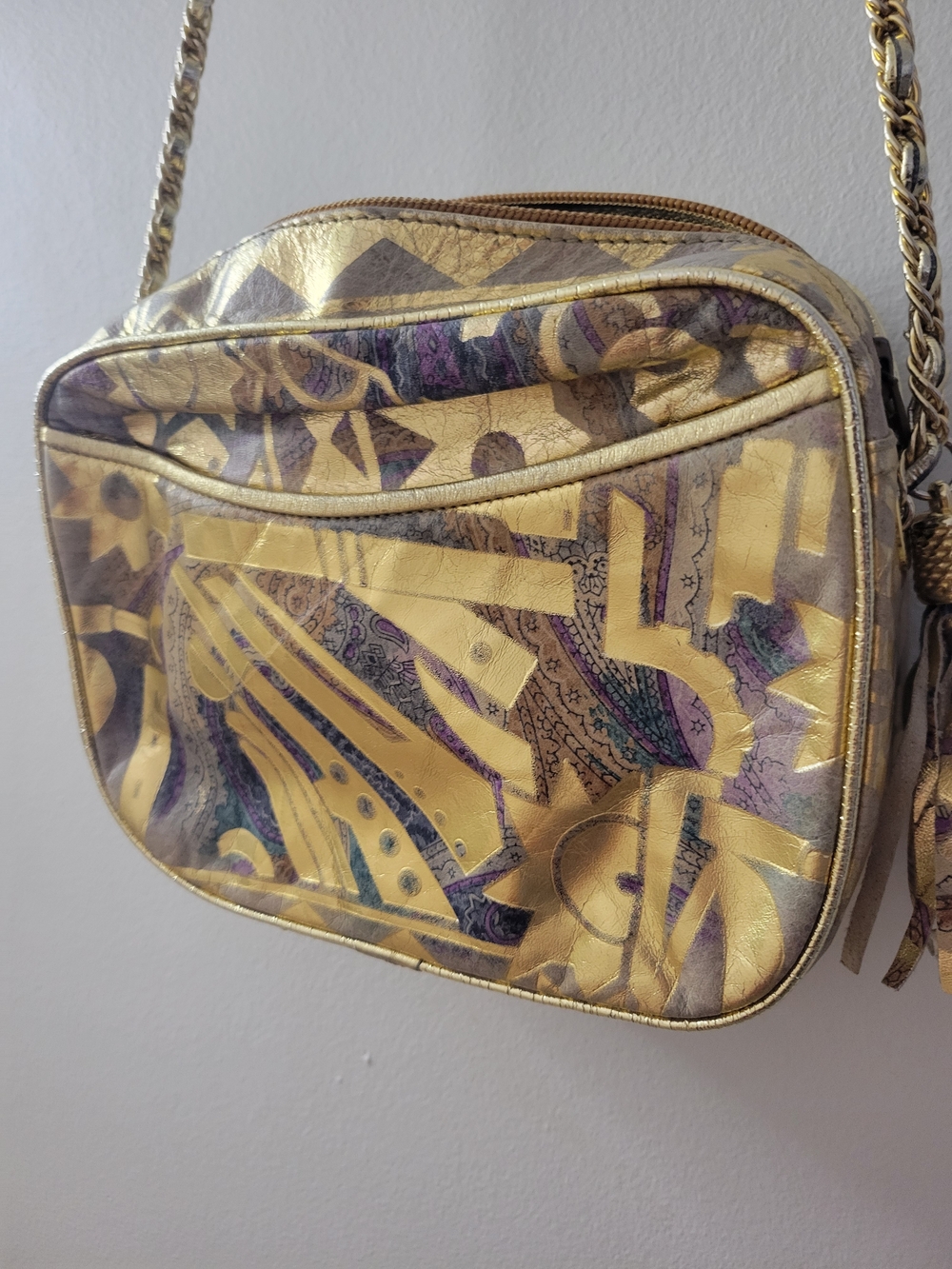 Vintage 90s Metallic Gold Patterned Crossbody Bag with Tassel - Picture 6 of 7